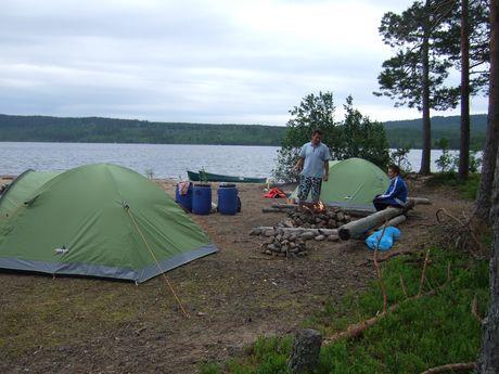 Kanotocht in tiomilaskogen